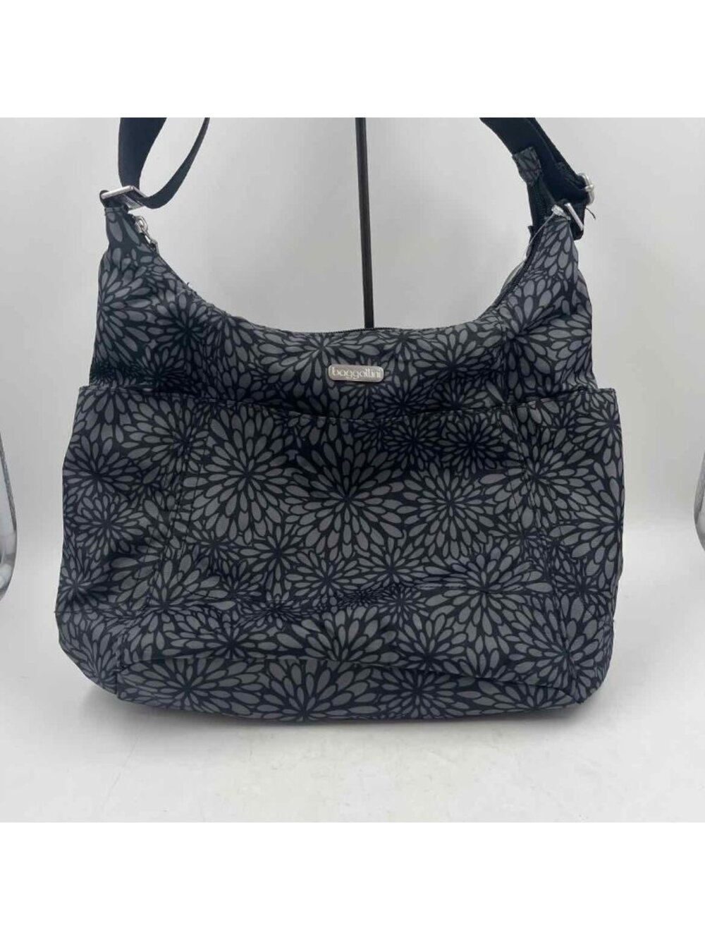 Baggallini Crossbody Nylon Women's Gray Floral Purse